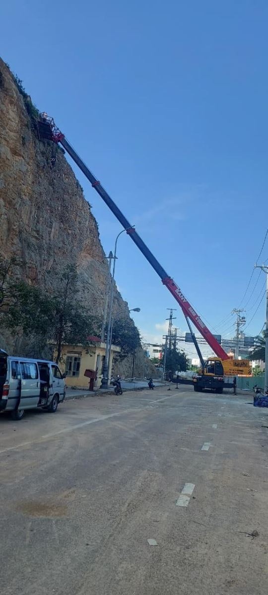 Thí nghiệm kiểm định chất lượng neo trong đất, gia cố mái taluy đường.